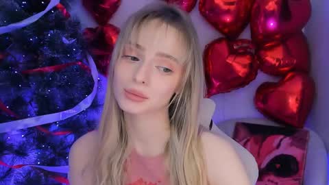 Julia online show from 04.22.26