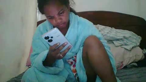 juliah02 online show from 02.24.25