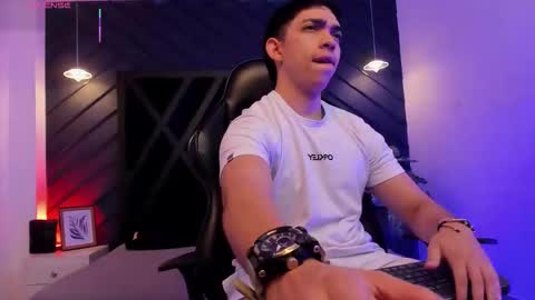 JULIAN  online show from 01.13.26