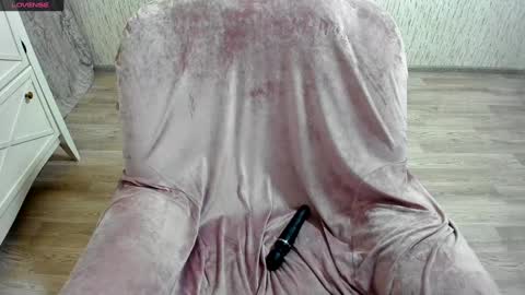 Julia online show from 01.05.25