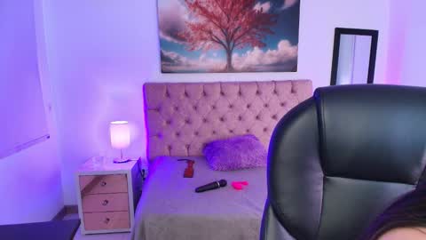  JULIANA CASTRO online show from 11.15.25