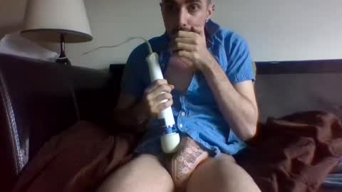 julianjj2001 online show from 12.17.24