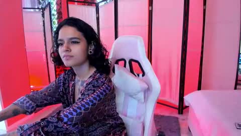 julianne_7 online show from 02.07.26