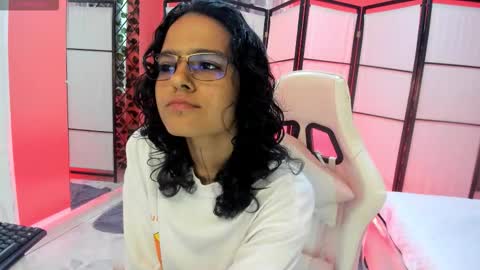 julianne_7 online show from 02.24.26