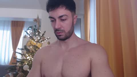 Snapshot of julianroyce chatting on 01.08.26 JulianRoyce online show from 01.08.26