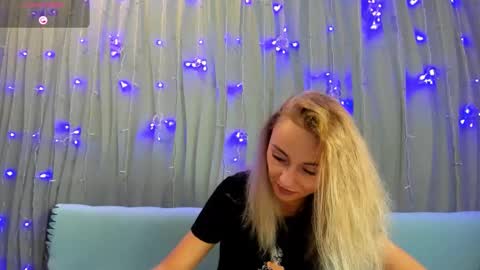 Snapshot of juliastar41 chatting on 02.14.26 Yulya online show from 02.14.26