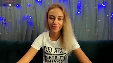 Snapshot of juliastar41 chatting on 02.20.26 Yulya online show from 02.20.26