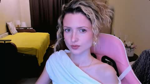 Julie online show from 02.25.26