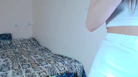 juliebeshears online show from 02.27.26