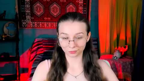 Snapshot of juliedaniel chatting on 11.14.25 juliedaniel online show from 11.14.25