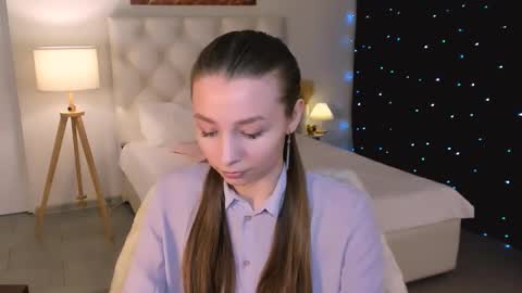 juliedaniel online show from 02.11.26