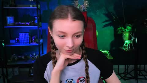 juliedaniel online show from 05.15.26