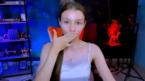 juliedaniel online show from 07.06.26
