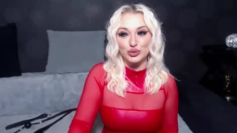 julia online show from 02.28.25