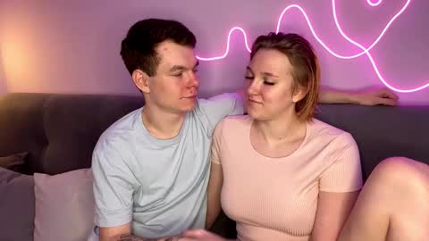 Julie and Thomas online show from 10.13.25