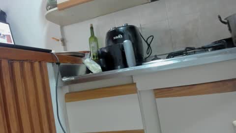 Juli online show from 11.10.25