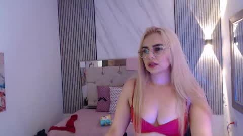 julieta__fox_ online show from 03.02.26