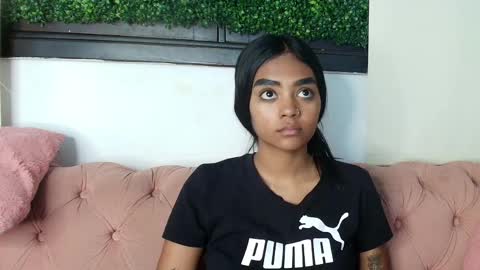 Juli online show from 04.07.26