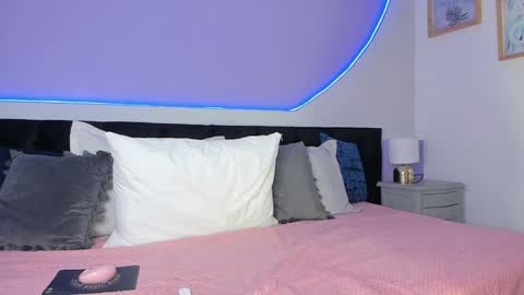 Julieta  online show from 02.06.25