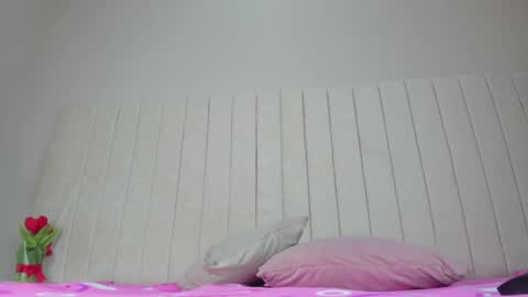 Julieta  IG juietaflower06 online show from 01.26.25