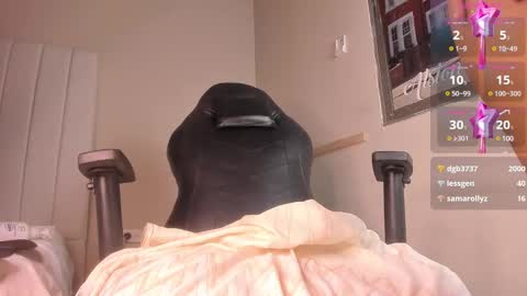 Julieta  IG juietaflower06 online show from 02.11.25