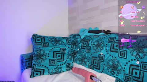 Mitchell  Independent model online show from 03.04.26