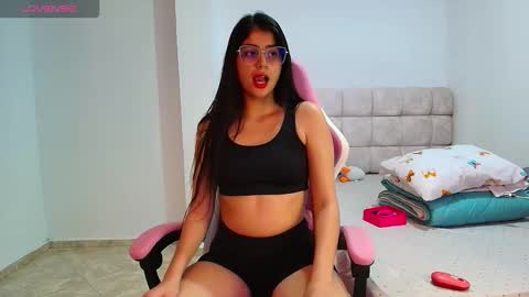 julieta_rose19 online show from 03.15.26