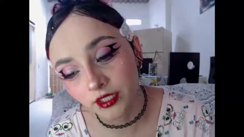 Julieta Jaguar online show from 04.18.26