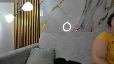 julietakane online show from 09.21.25