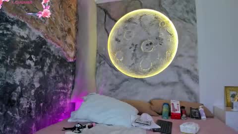 julietakane online show from 01.18.26