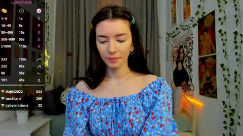 Snapshot of julietaromaniss chatting on 12.18.24 Julieta or Jully online show from 12.18.24