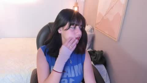 Julieth  online show from 10.13.25