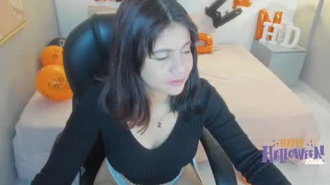 Julieth  online show from 11.02.25