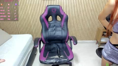 Julieth  online show from 04.23.26