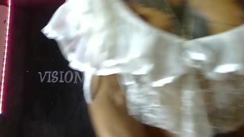 Julieth Wolf online show from 01.30.25