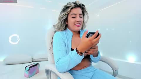 Julietha online show from 02.11.25