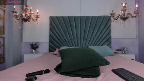 Juliet online show from 09.25.25