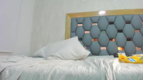 juliette_pretty_ online show from 02.13.26