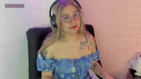 Julieta online show from 12.18.25