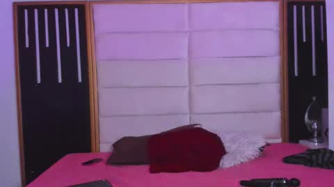 Juli online show from 03.12.26