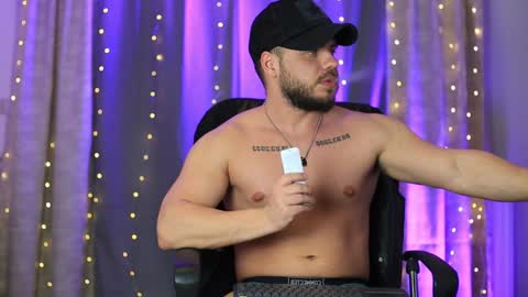 JULiUS   online show from 01.21.25