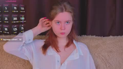 Julie online show from 12.03.25