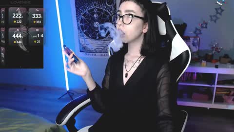 Baroness Von Cringe online show from 12.06.24