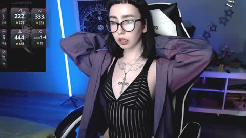 Baroness Von Cringe online show from 12.07.24