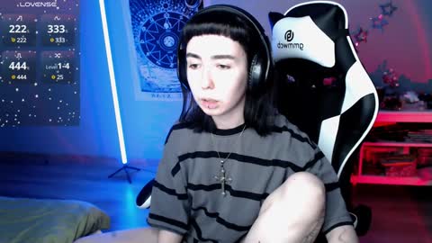 Baroness Von Cringe online show from 01.05.25