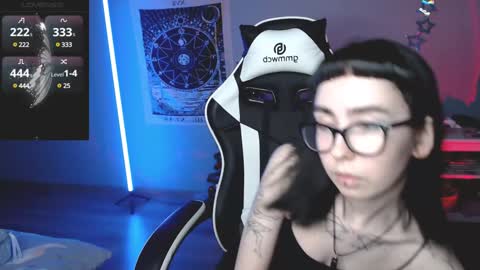 Baroness Von Cringe online show from 01.13.25