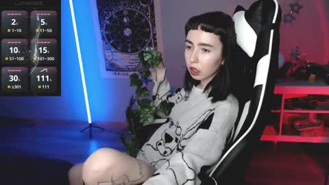 Baroness Von Cringe online show from 01.18.25