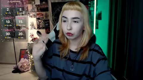 Baroness Von Cringe online show from 09.19.25