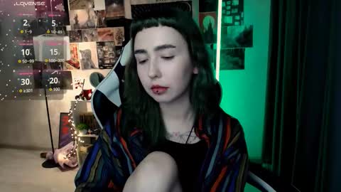 Baroness Von Cringe online show from 10.17.25