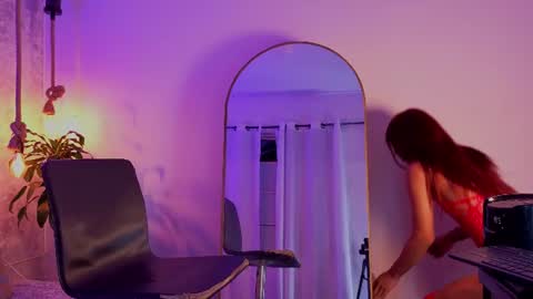 Snapshot of july_quinzel chatting on 06.25.26 july_quinzel online show from 06.25.26